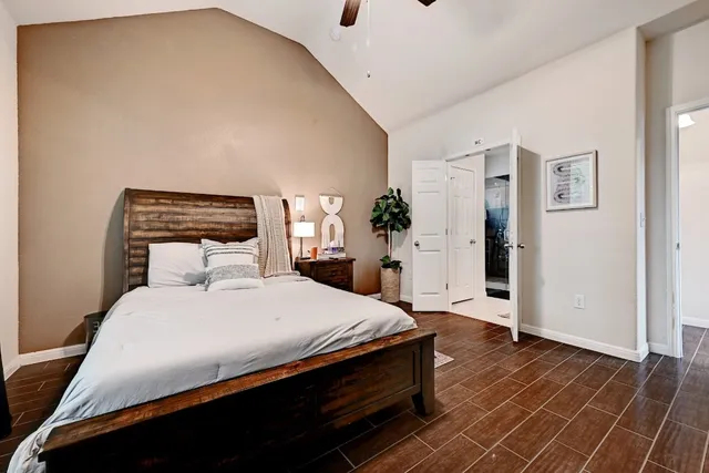 $2,395 | 7709 Menchaca Road, Unit 10, Austin, TX 78745