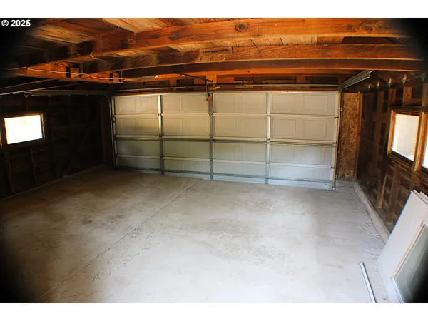 $570,000 | 3450 Shoestring Road, Riddle, OR 97469