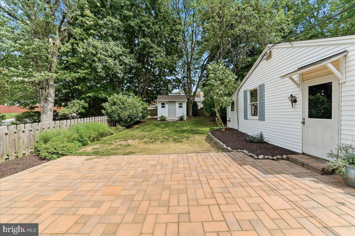 227 Sandy Bank Road Media, PA 19063 - Photo 27 of 38 Rear Patio