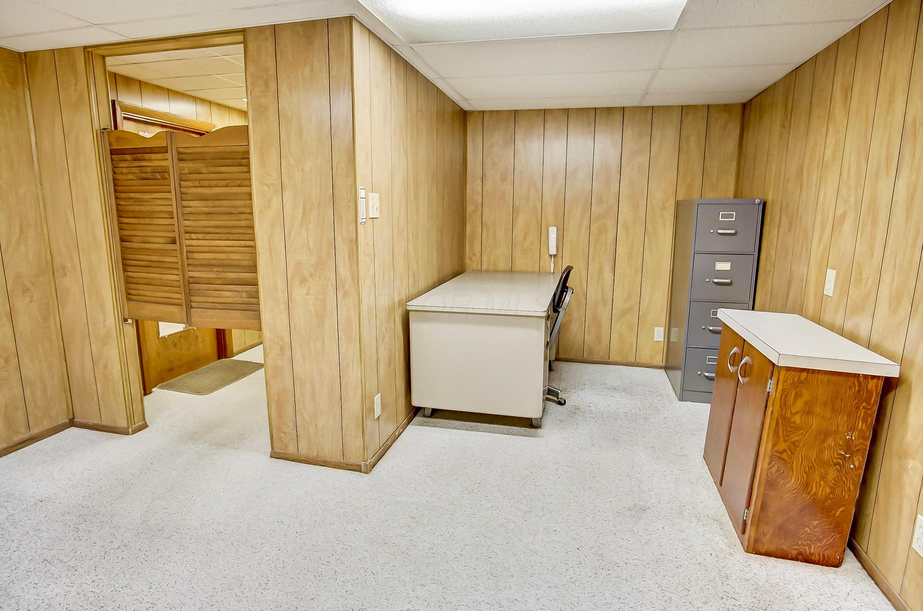 910 Garden Road Zanesville, OH 43701 - Photo 42 of 61 IMG_2841