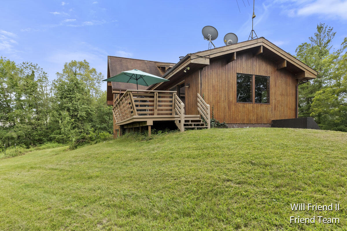 2400 Tobias Road Delton, MI 49046 - Photo 37 of 62 IMG_1032