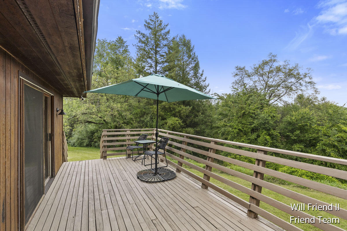 2400 Tobias Road Delton, MI 49046 - Photo 39 of 62 IMG_1029