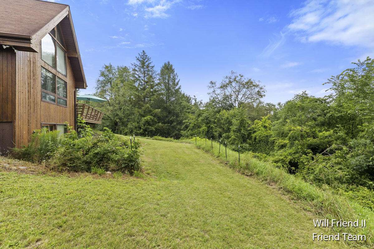 2400 Tobias Road Delton, MI 49046 - Photo 40 of 62 IMG_1034