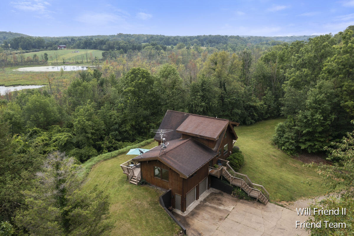2400 Tobias Road Delton, MI 49046 - Photo 4 of 62 IMG_1042