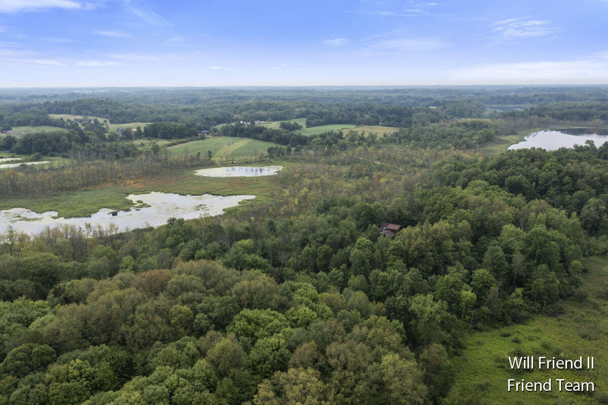 2400 Tobias Road Delton, MI 49046 - Photo 49 of 62 IMG_1049