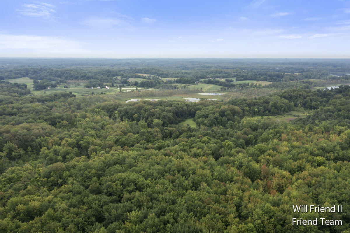 2400 Tobias Road Delton, MI 49046 - Photo 53 of 62 IMG_1051