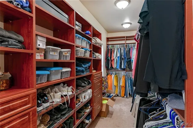 $585,000 | 67 Windjammer Estates Drive, Lake Ozark, MO 65049