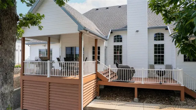 $585,000 | 67 Windjammer Estates Drive, Lake Ozark, MO 65049