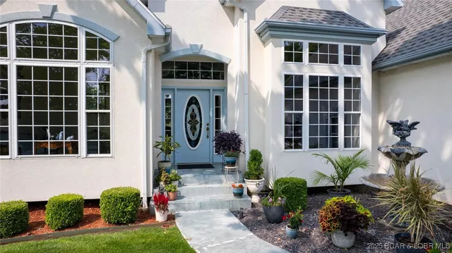 $585,000 | 67 Windjammer Estates Drive, Lake Ozark, MO 65049