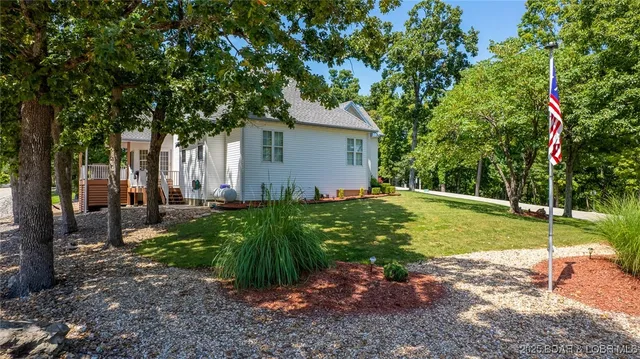 $585,000 | 67 Windjammer Estates Drive, Lake Ozark, MO 65049