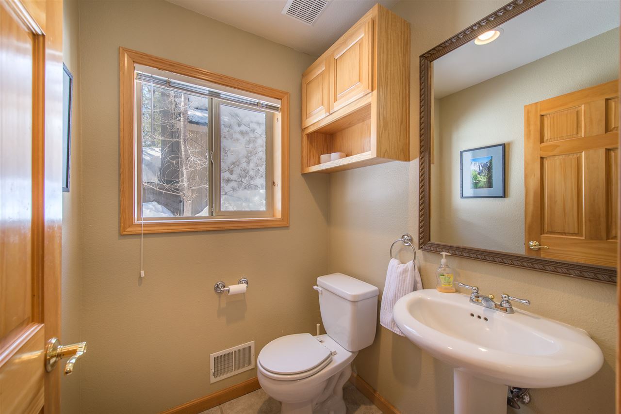 14749 Tyrol Road Truckee, CA 96161 - Photo 12 of 20 Half Bath