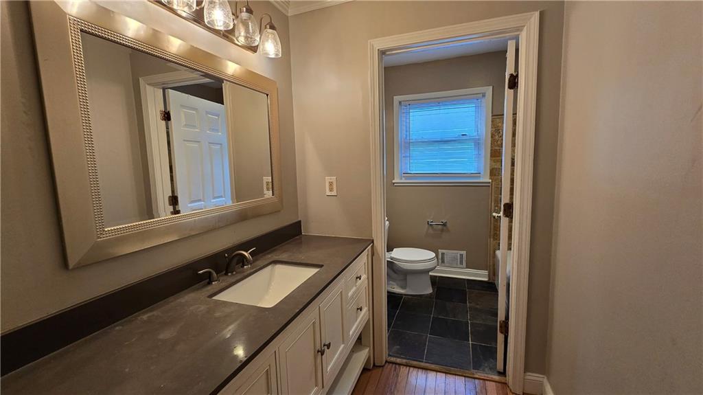 3668 Kingsboro Road Northeast, Unit 5 Atlanta, GA 30319 - Photo 13 of 22 Gallery Image 13