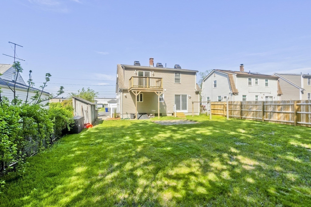 105 Mazarin Street Springfield, MA 01151 - Photo 24 of 25