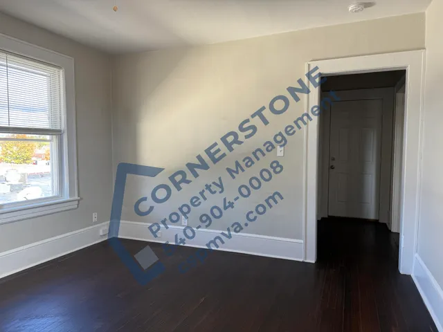 $800 | 4812 Williamson Road, Unit 4, Roanoke, VA 24012