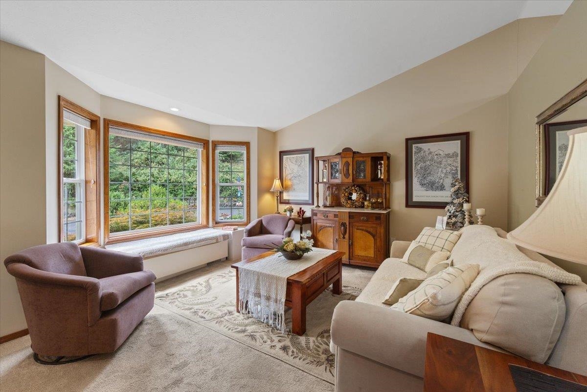 1104 West Winder Lane Spokane, WA 99224 - Photo 3 of 20 Gallery Image 3