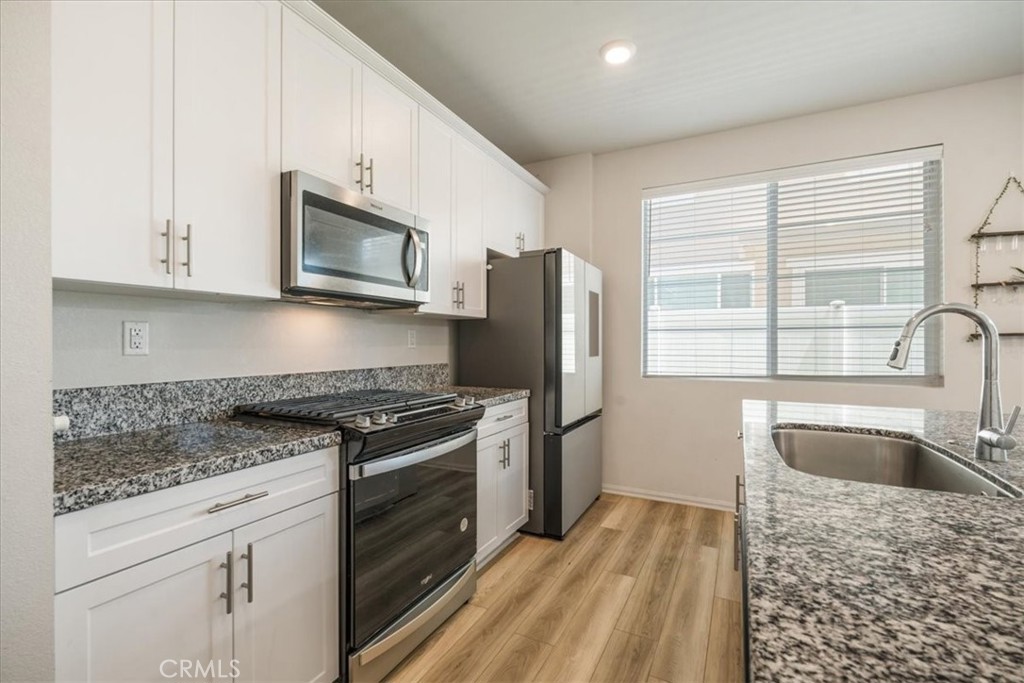 28175 Ashtree Street Temecula, CA 92591 - Photo 6 of 33
