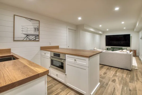 $100,000 | 27 Fieldview Lane, East Hampton, NY 11937