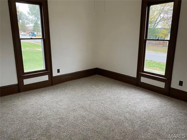 $110,000 | 210 South Court Street, Bowling Green, MO 63334