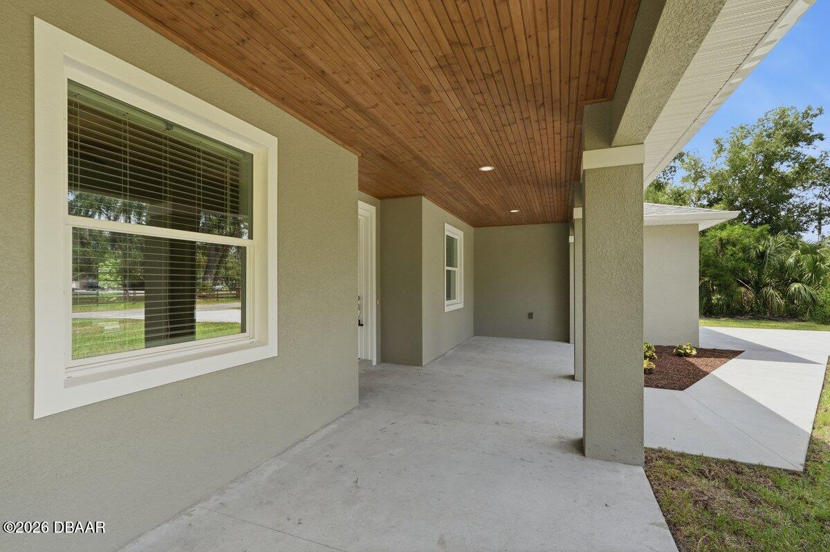 2030 Hontoon Road DeLand, FL 32720 - Photo 5 of 41 015_2030hontoonroad_004_571