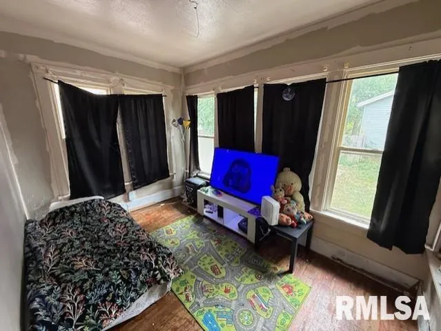 $49,990 | 816 West Columbia Terrace, Peoria, IL 61606