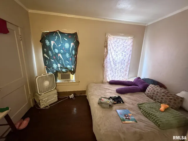 $49,990 | 816 West Columbia Terrace, Peoria, IL 61606