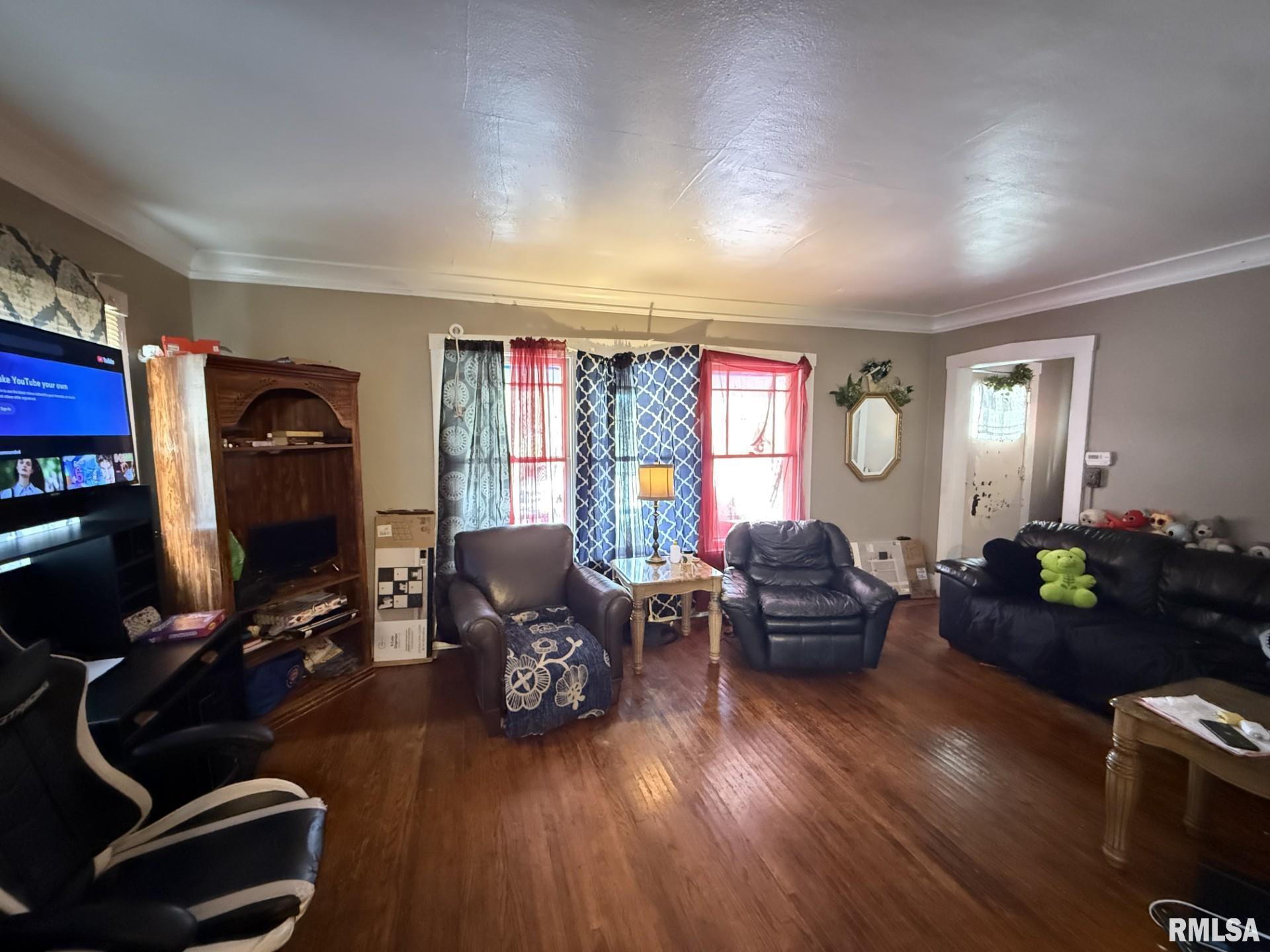 816 West Columbia Terrace Peoria, IL 61606 - Photo 4 of 17