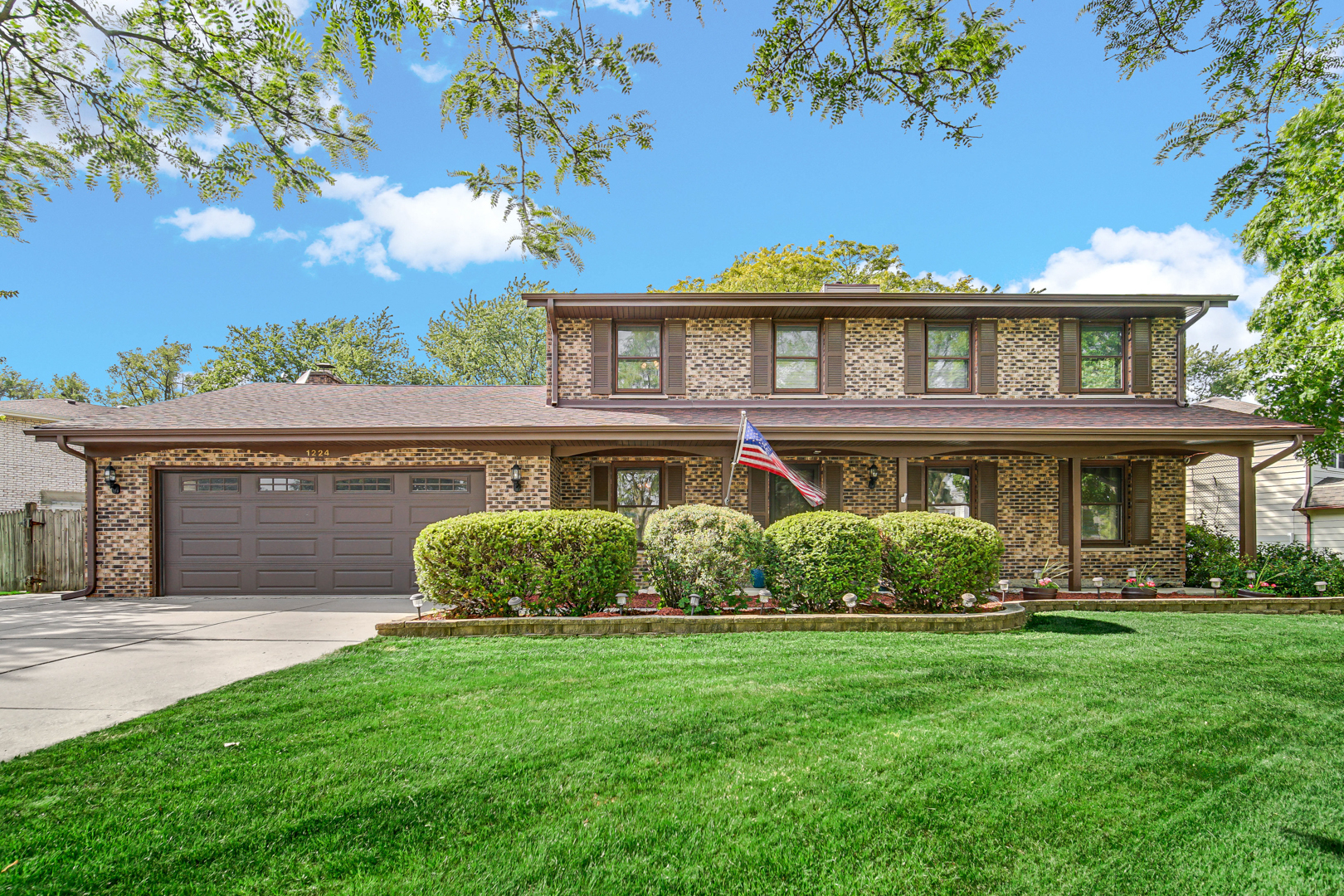 1224 Hickory Trail Addison, IL 60101 - Photo 1 of 34 Gallery Image 1