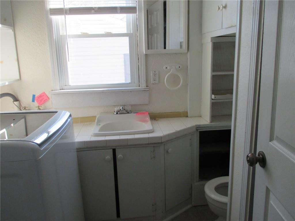 2106 East 9th Street Sedalia, MO 65301 - Photo 3 of 14