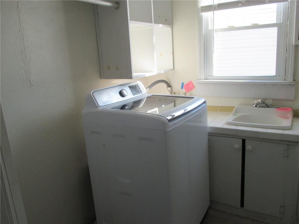 2106 East 9th Street Sedalia, MO 65301 - Photo 4 of 14