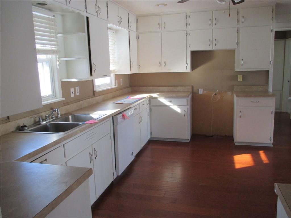 2106 East 9th Street Sedalia, MO 65301 - Photo 7 of 14