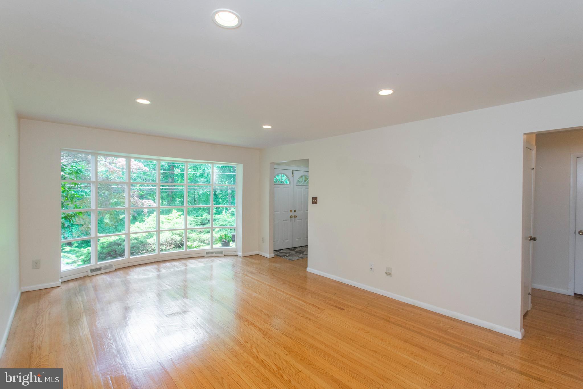 501 Ellis Road Havertown, PA 19083 - Photo 7 of 49