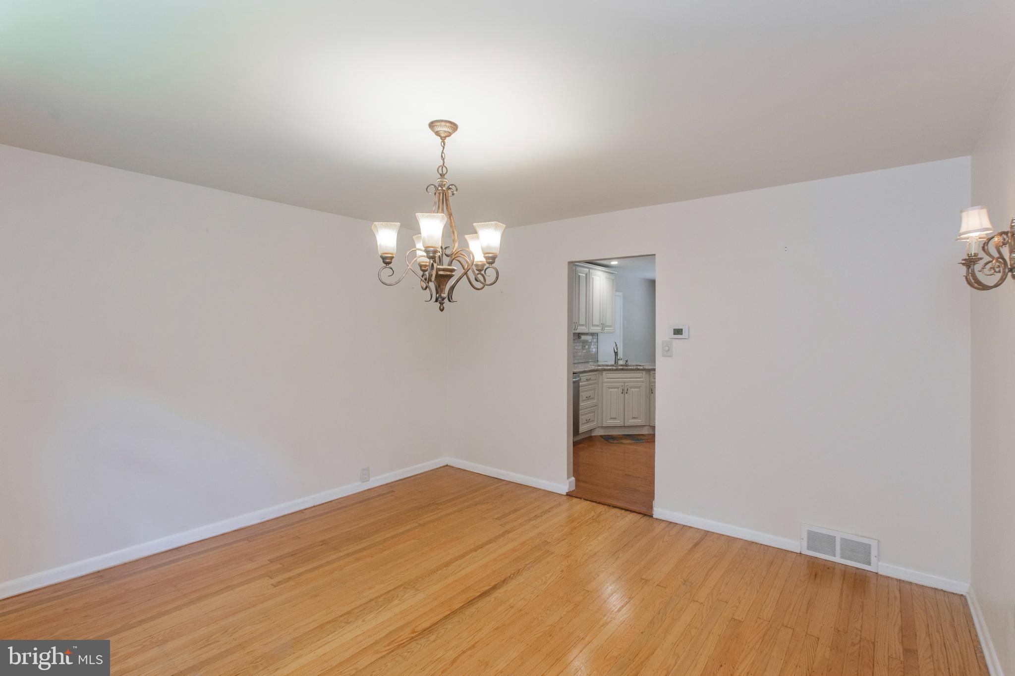 501 Ellis Road Havertown, PA 19083 - Photo 10 of 49