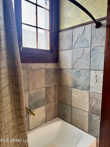 $398,500 | 114 South Doctor Martin Luther King Street, Natchez, MS 39120