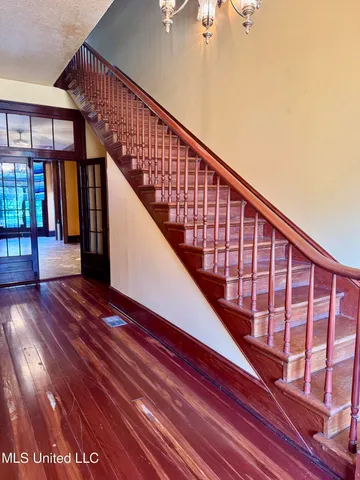 $398,500 | 114 South Doctor Martin Luther King Street, Natchez, MS 39120