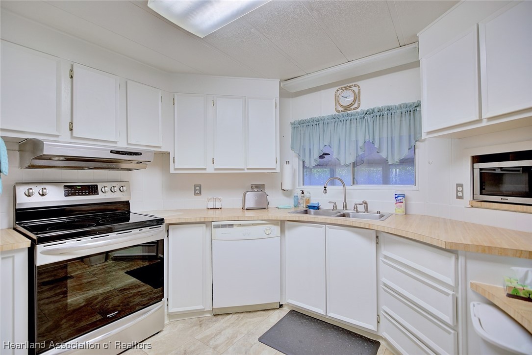 2109 Caribbean Road East Sebring, FL 33870 - Photo 15 of 34 Gallery Image 15