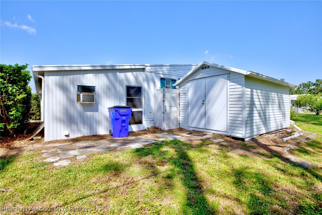 2109 Caribbean Road East Sebring, FL 33870 - Photo 29 of 34 Gallery Image 29