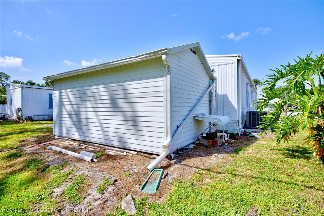 2109 Caribbean Road East Sebring, FL 33870 - Photo 30 of 34 Gallery Image 30