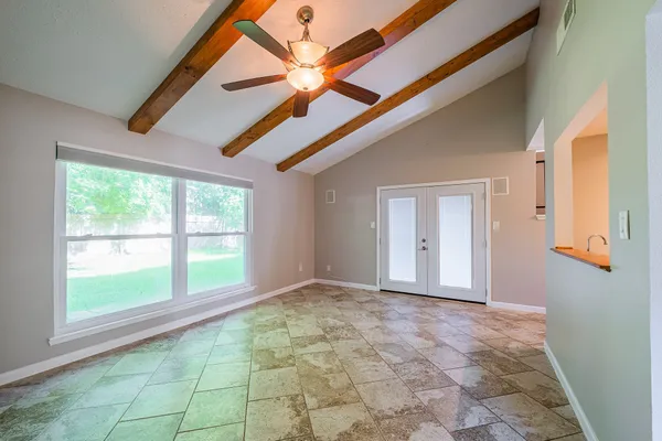 $2,250 | 10422 Gulfstream Lane, Sugar Land, TX 77498