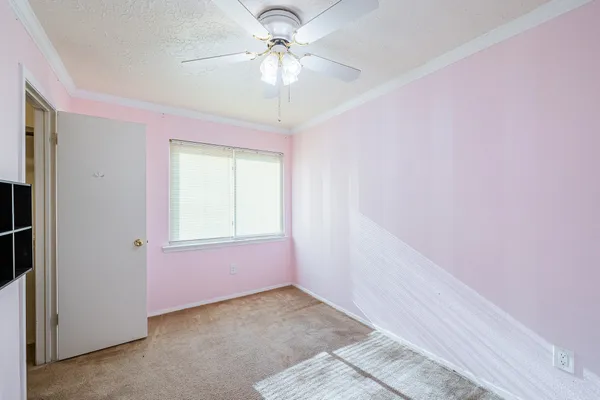 $2,250 | 10422 Gulfstream Lane, Sugar Land, TX 77498