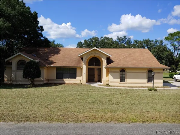$1,800 | 335 East Falconry Court, Hernando, FL 34442