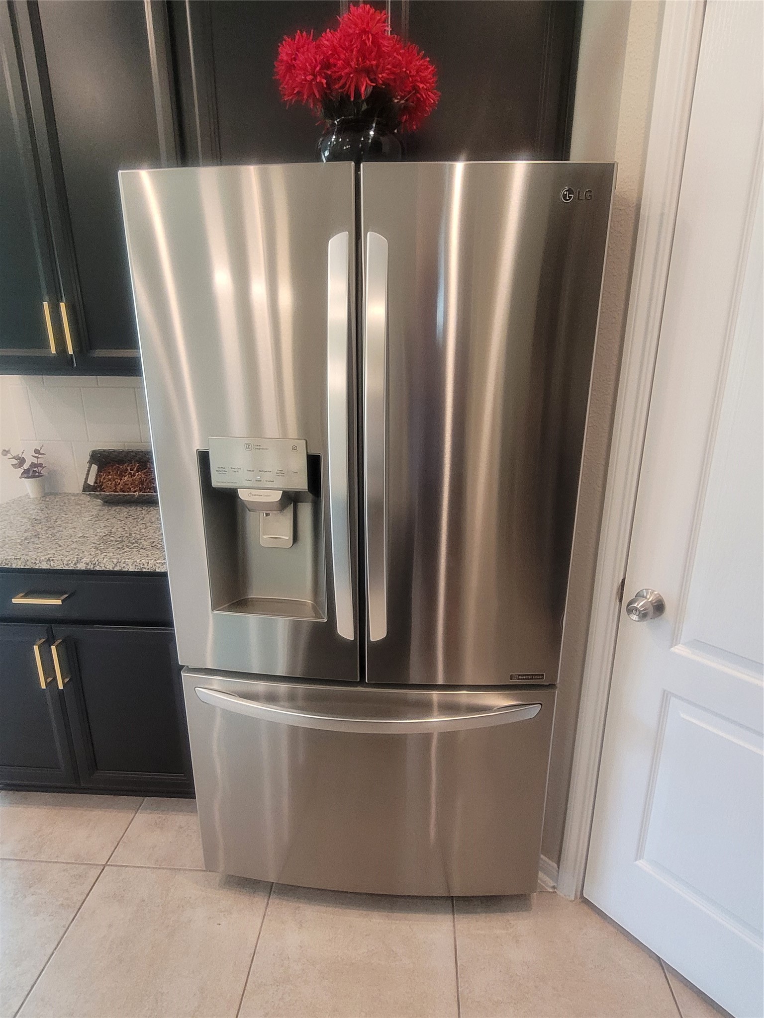 10659 Dolce Lane Rosharon, TX 77583 - Photo 14 of 32 French door fridge