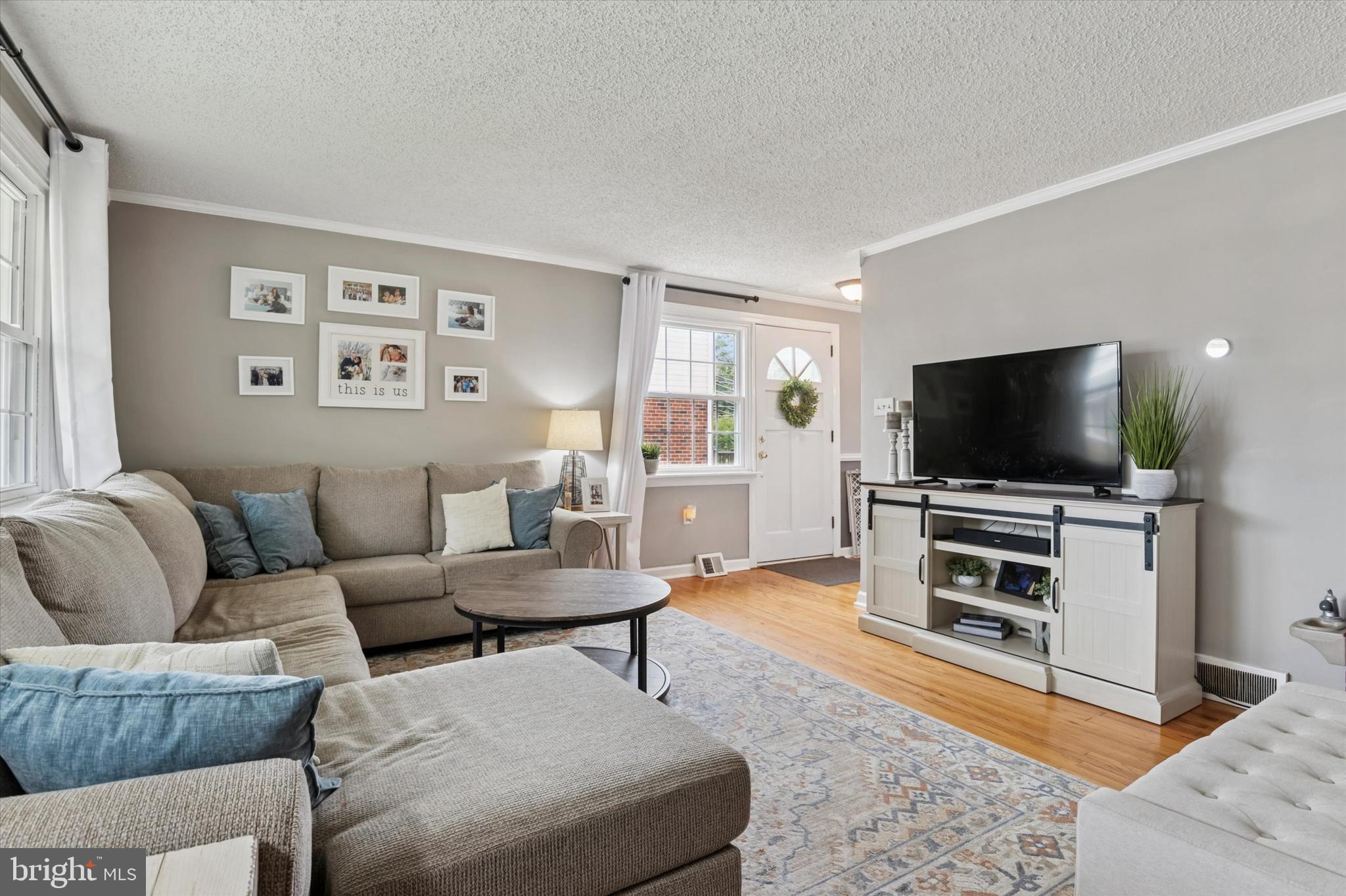 1621 Blackrock Road Swarthmore, PA 19081 - Photo 3 of 24