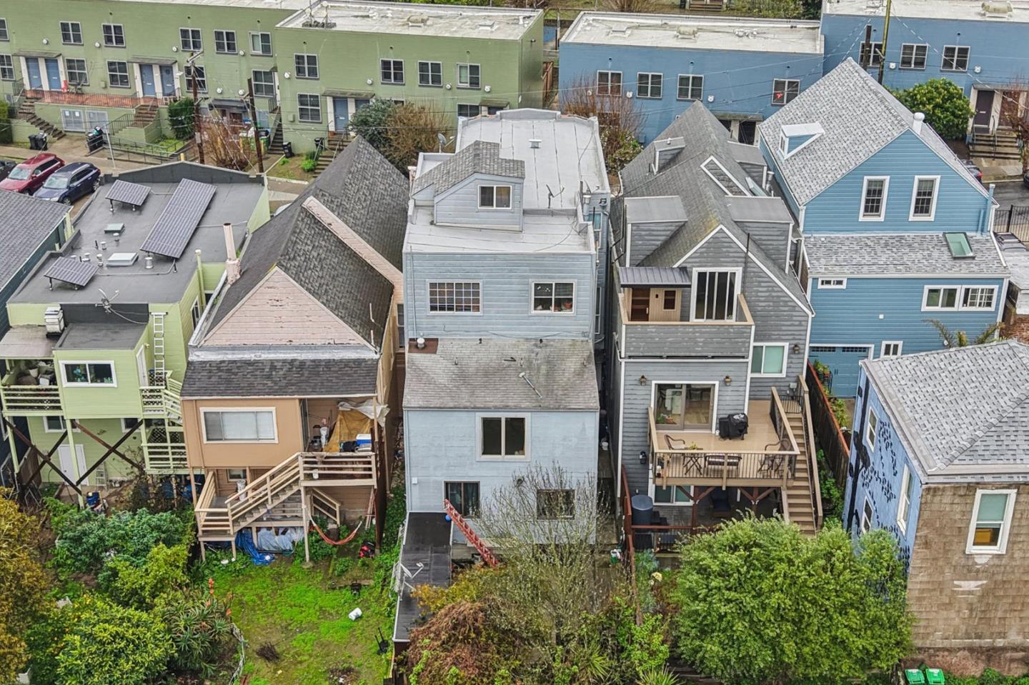 44 Patton Street San Francisco, CA 94110 - Photo 43 of 46 an aerial view of a house with garden