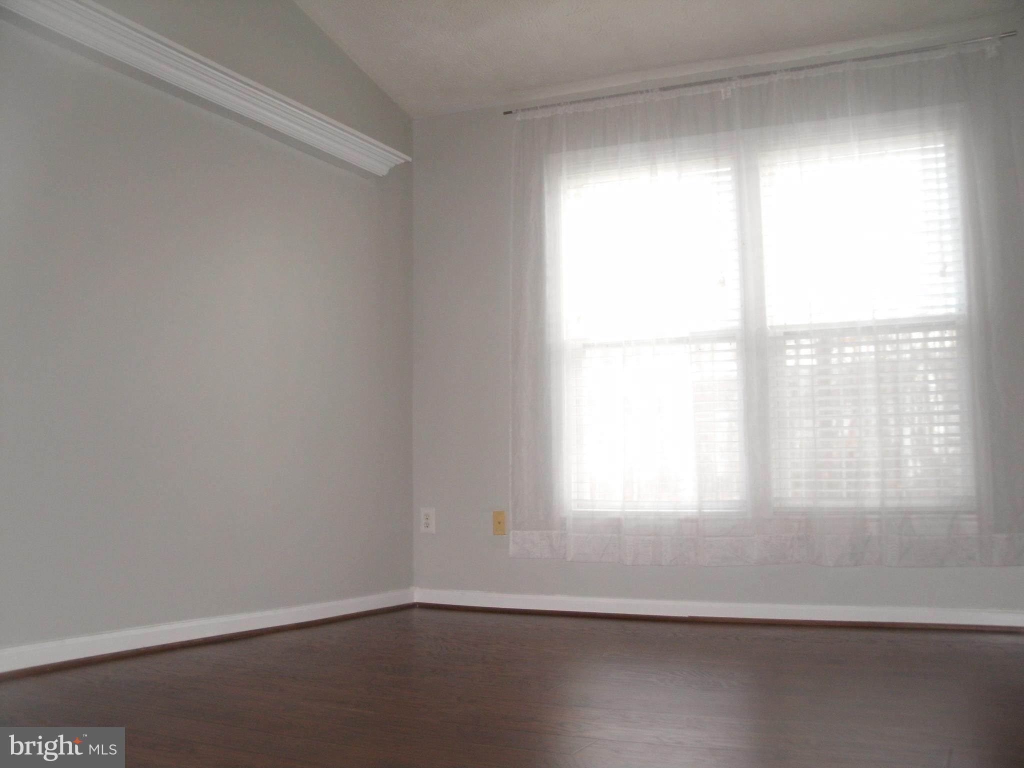 713 Summer Ridge Court Odenton, MD 21113 - Photo 12 of 30 M. Bedroom