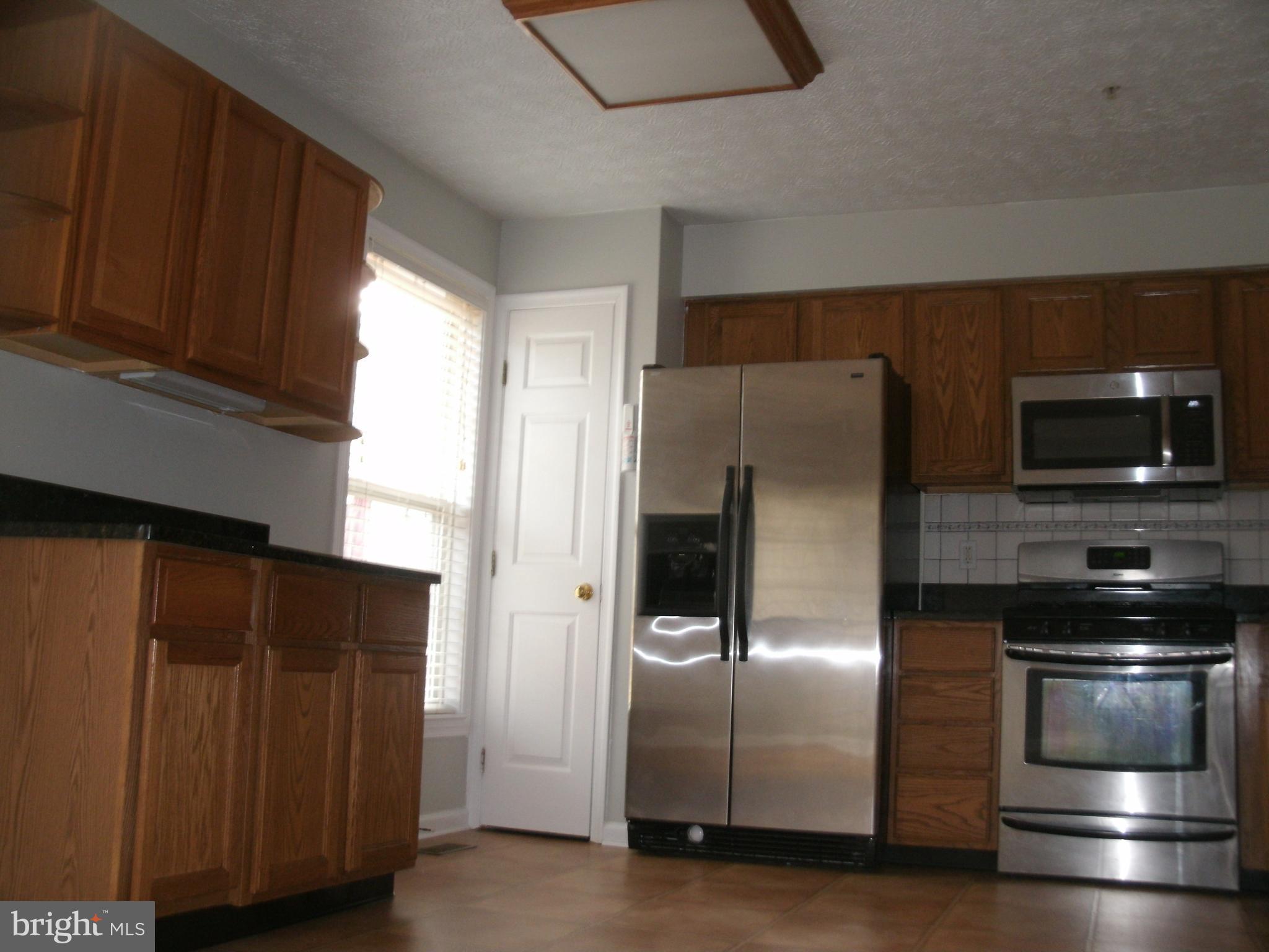713 Summer Ridge Court Odenton, MD 21113 - Photo 9 of 30 Kitchen