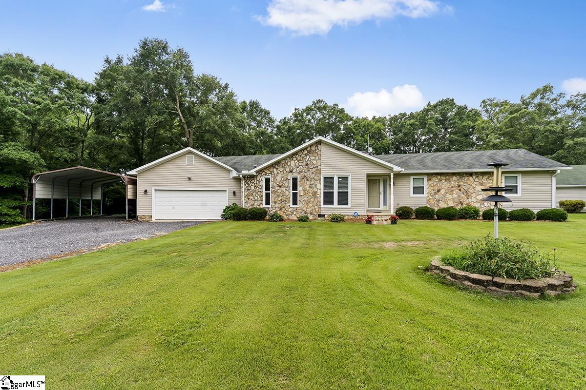222 State Rd S-30-734 Laurens, SC 29360 - Photo 1 of 23
