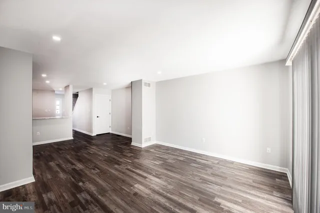 $289,700 | 70 Yellowwood Court, Glassboro, NJ 08028