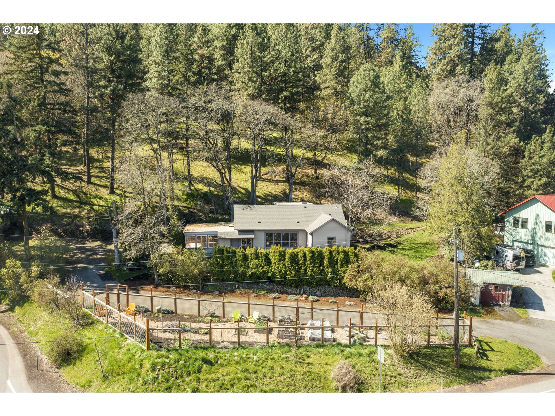 507 Mosier Creek Road Mosier, OR 97040 - Photo 1 of 48 Gallery Image 1