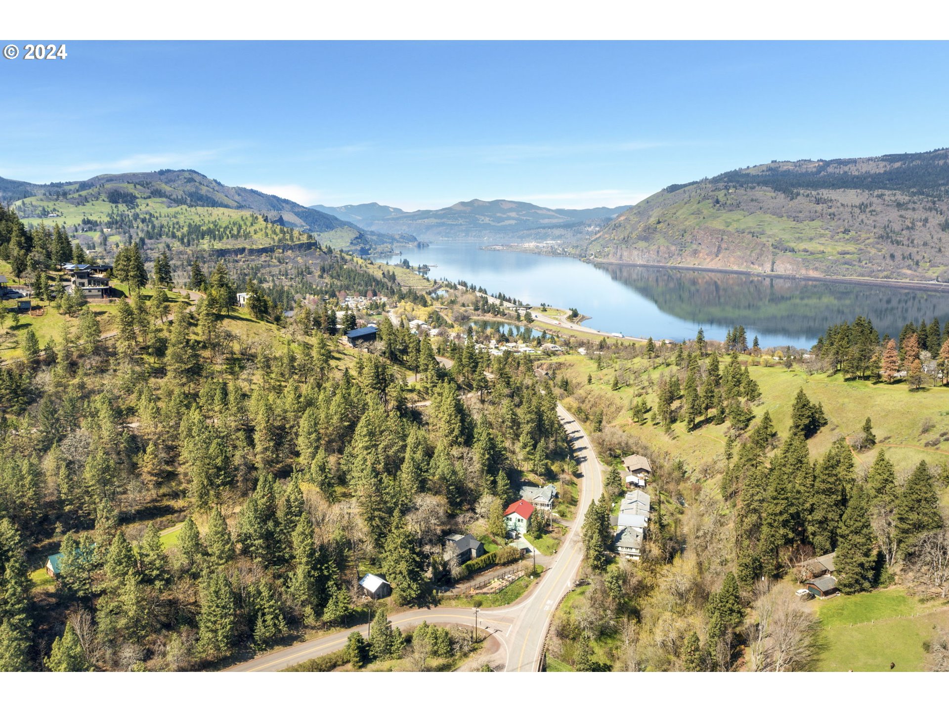 507 Mosier Creek Road Mosier, OR 97040 - Photo 41 of 48 Gallery Image 41