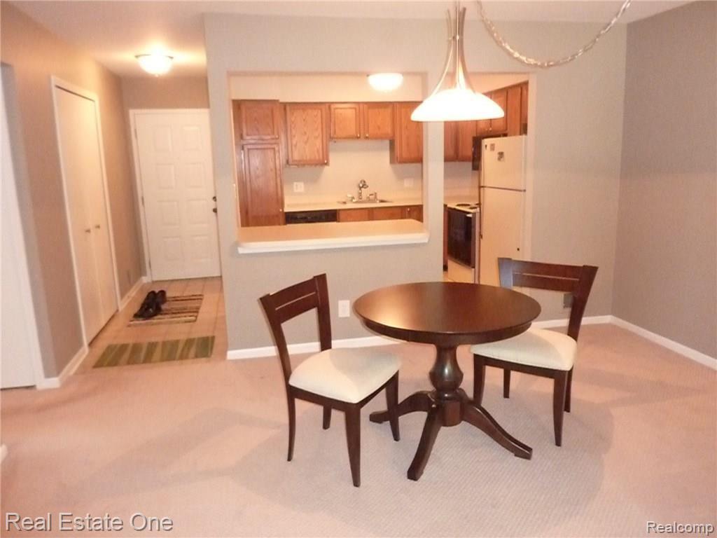 11869 Sycamore Road Plymouth, MI 48170 - Photo 4 of 10